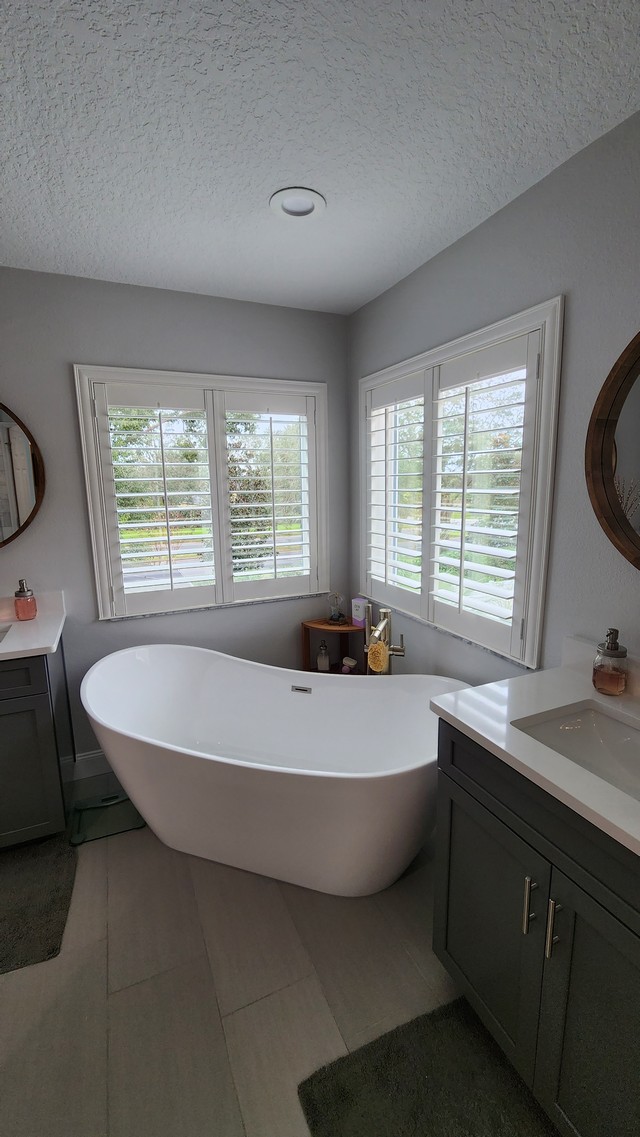 Plantation shutters on red ash cir oviedo fl